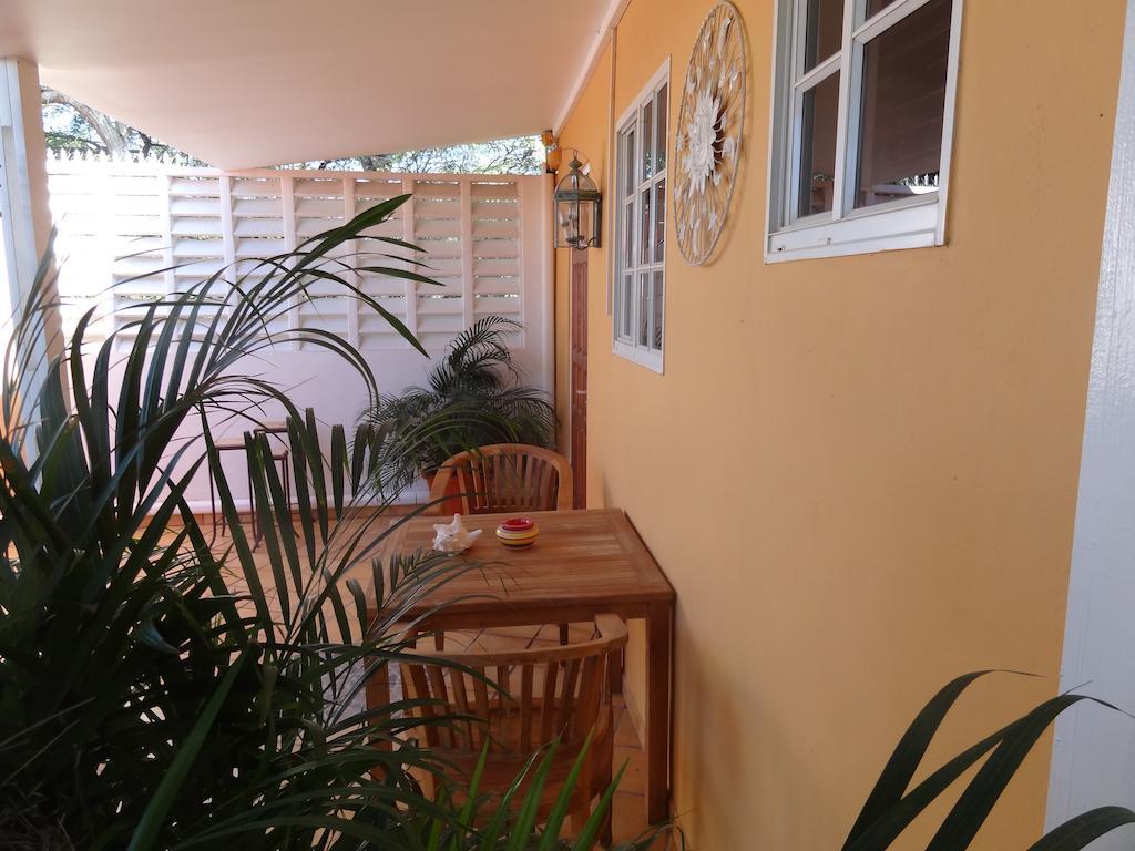 Brisas Studio Apartments (Adults Only) Palm Beach Zimmer foto